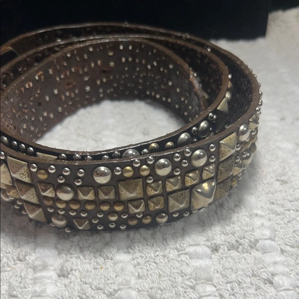 B-Low The Belt Size 32 Brown Leather Mixed Metal Studded Pyramid Rocker Belt